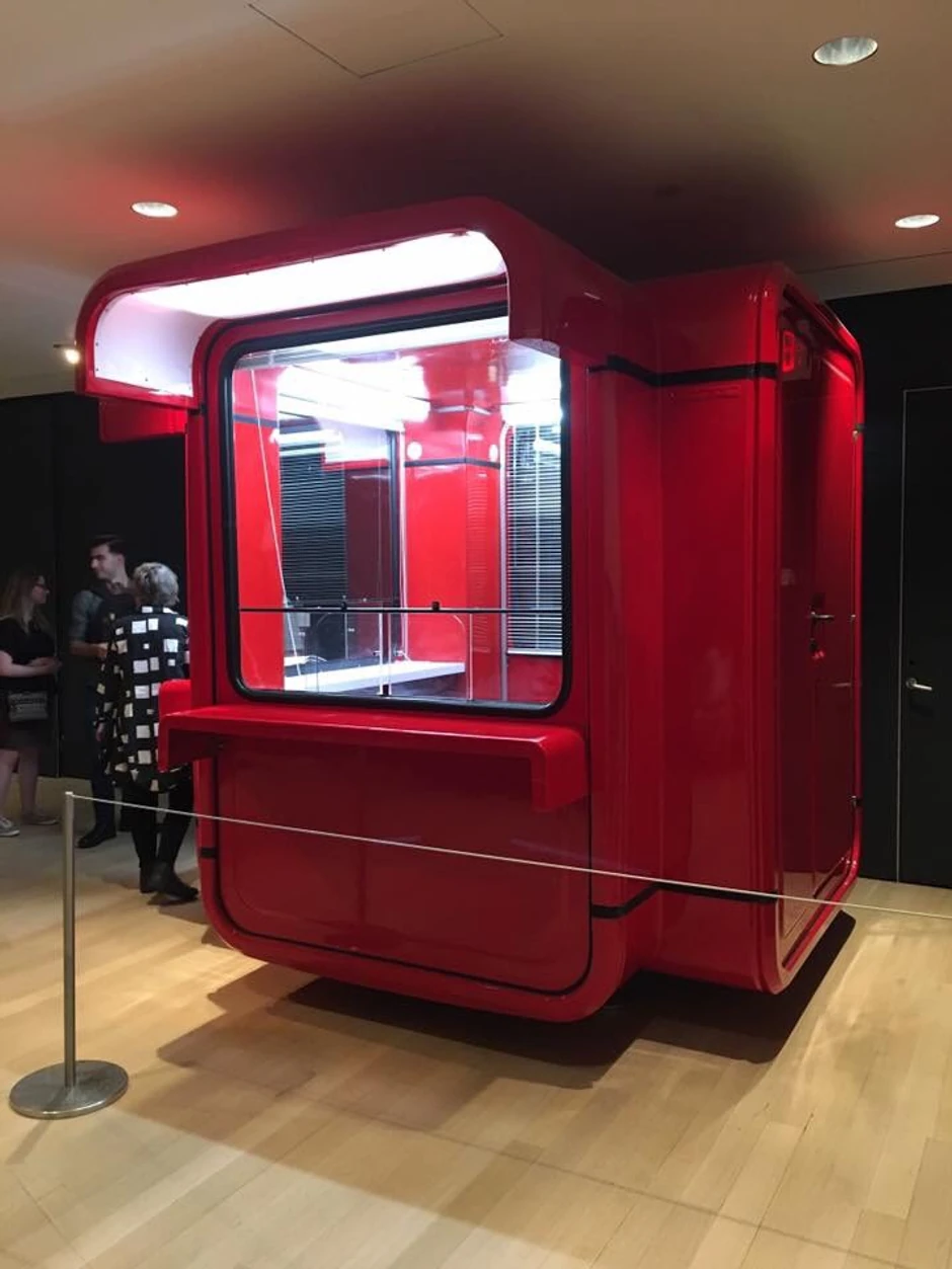 Na izložbi će se naći i čuveni crveni kiosk