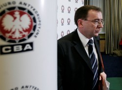 Pitera poległa w walce z szefem CBA