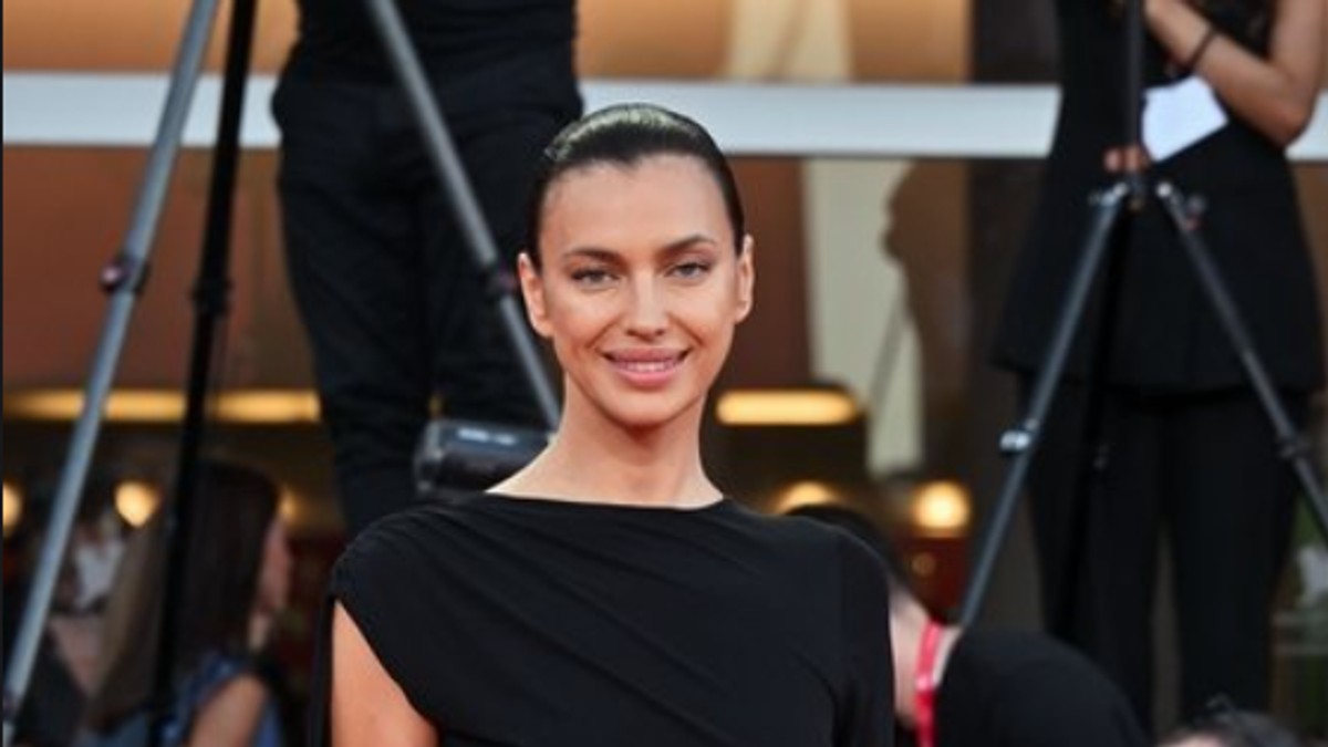 Irina Šajk juče priredila vruć stajling u Veneciji, a danas zaokret od 180 stepeni