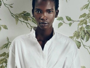 Rasszista kommentek százai a modell gyönyörű ajkára, és a tökéletes válasz