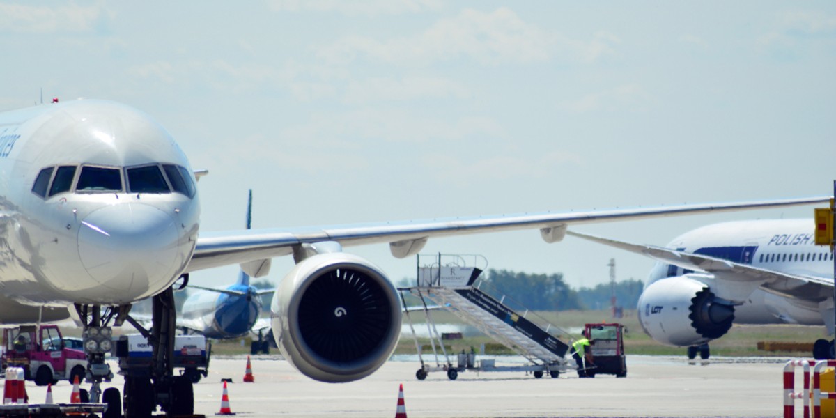 Centralny Port Komunikacyjny ma przejąć ruch transferowy z Lotniska Chopina. Otwarcie planowane jest na 2027 rok