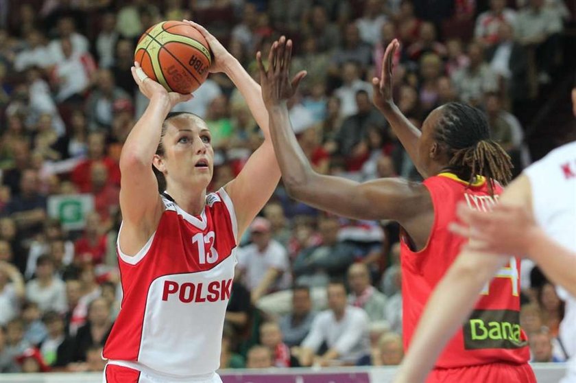 Ta czwarta kwarta... Druga porażka Polek na Eurobaskecie. Polki przegrały na mistrzostwach Europy z Hiszpankami