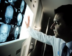 Przeszczepili całą twarz. Pierwszy raz