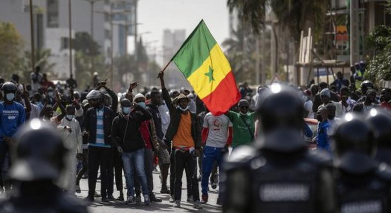 Le Sénégal a connu des manifestations d'une violence inouïe après l'arrestation d'Ousmane Sonko, entre le 2 et le 8 mars 2021. 