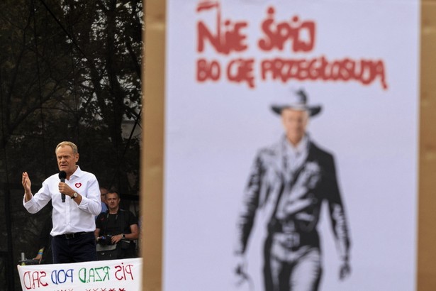 Tak było rok temu. Czy w 2024 roku Polacy równie liczne przybędą na wezwanie Donalda Tuska?