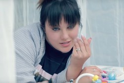 Ewa Farna wbija szpilę w TVP i rząd w #Hot16Challenge2. Jest też o sesji dla Playboya