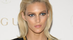 Anja Rubik na balu charytatywnym Gucci