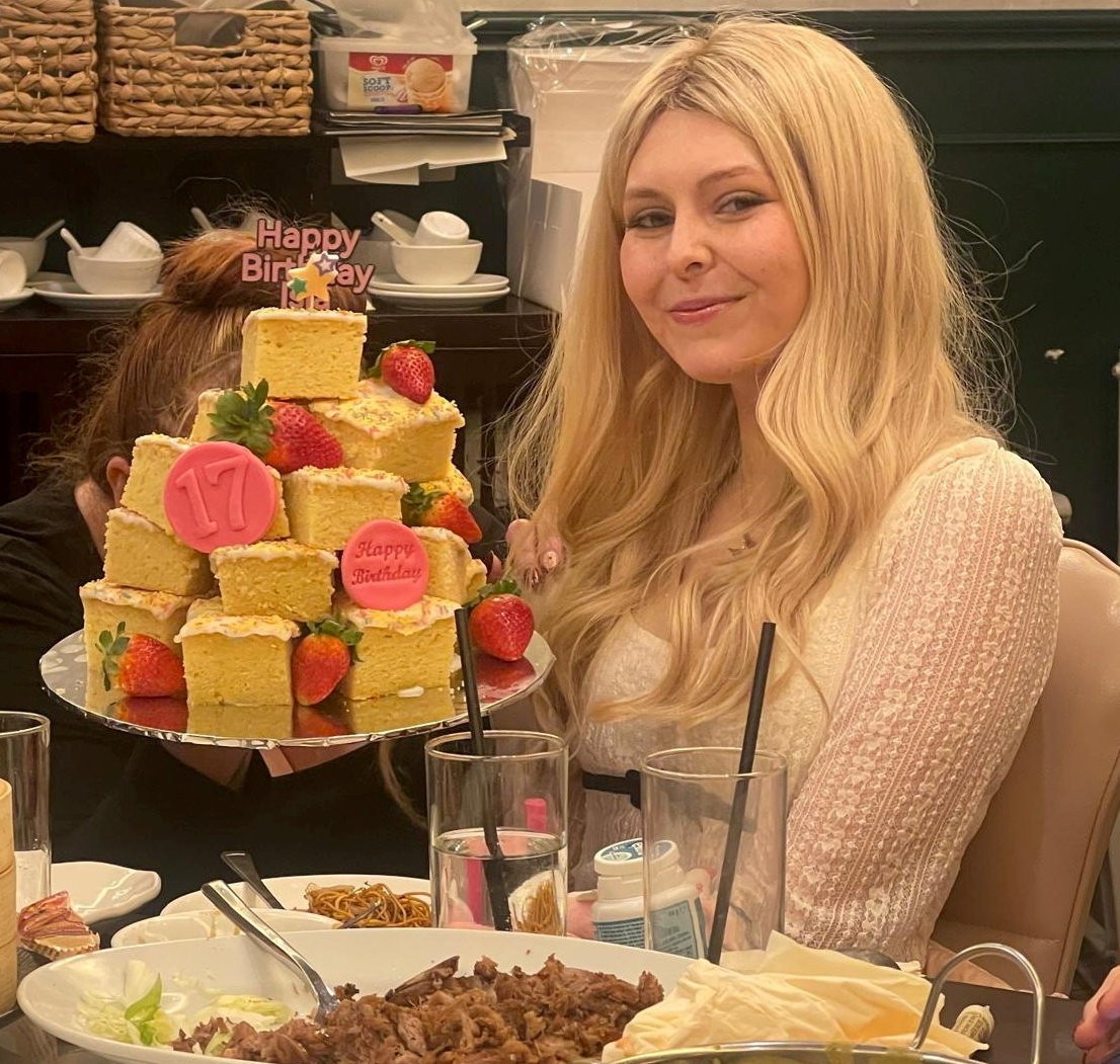 Sedemnásťročná Isla Sneddon zomrela na rakovinu prsníka.