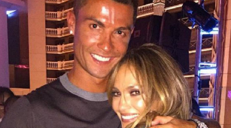 Ronaldo ajándékként is helytállt /Fotó: Instagram