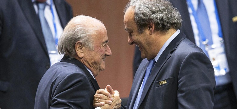 Blatter i Platiini zawieszeni. Szef FIFA przelał 2 mln franków na konto szefa UEFA