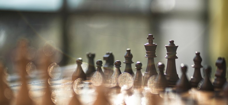 Chess.com: Amerykanin Niemann miał oszukiwać ponad sto razy