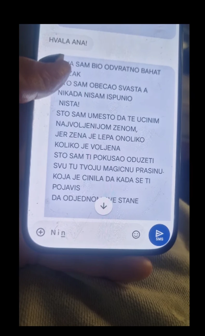 Ana objavila poruke koje joj je slao Rale