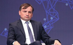 Afera Pebiaka rozrasta się. Może wywołać brudną wojnę w obozie prawicy