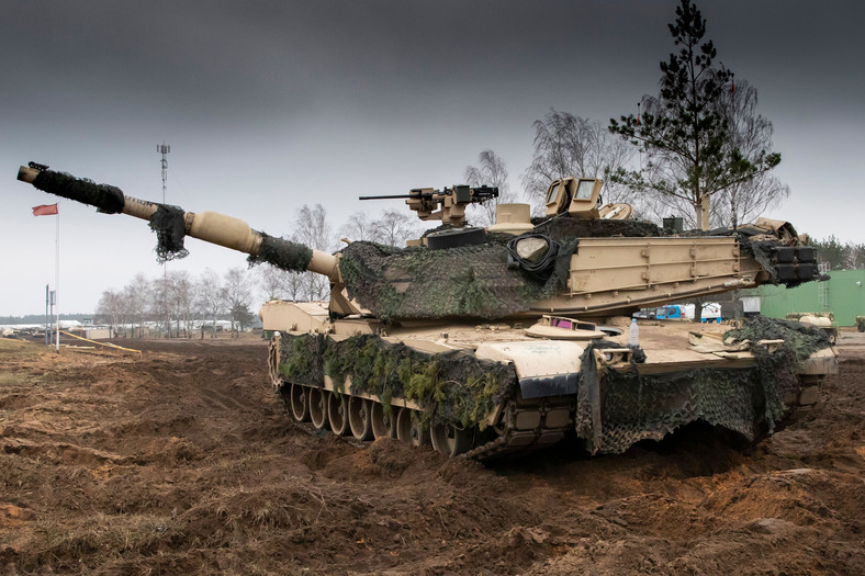 Czoł Abrams M1A2