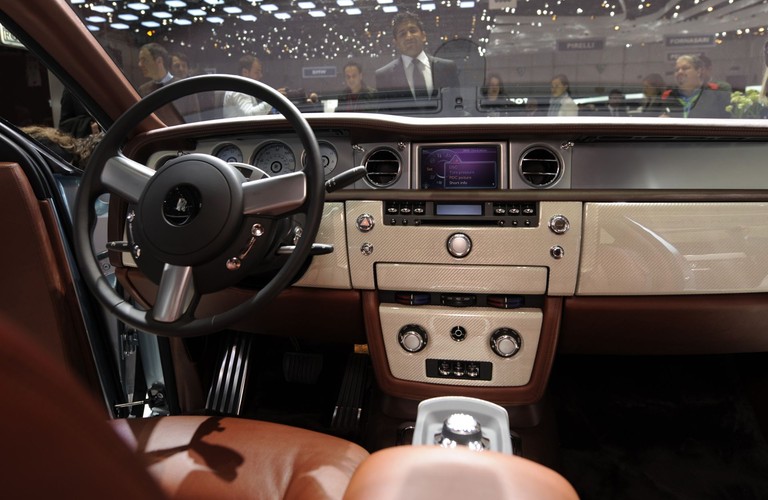 Wnętrze Rolls-Royca 102 EX.