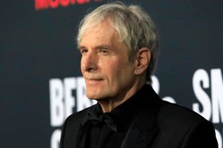 Michael Bolton jest po operacji guza mózgu. Celebruje życie i zaśpiewał w szpitalu