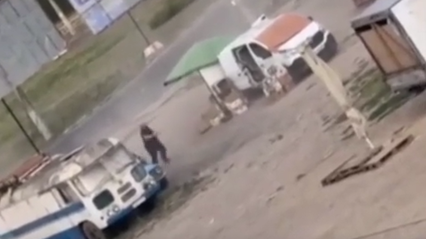 Dron prenasledoval človeka na juhu Ukrajiny