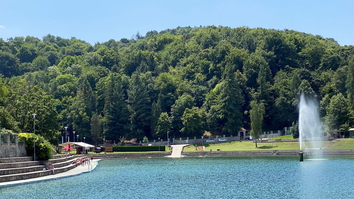 Orahovačko jezero
