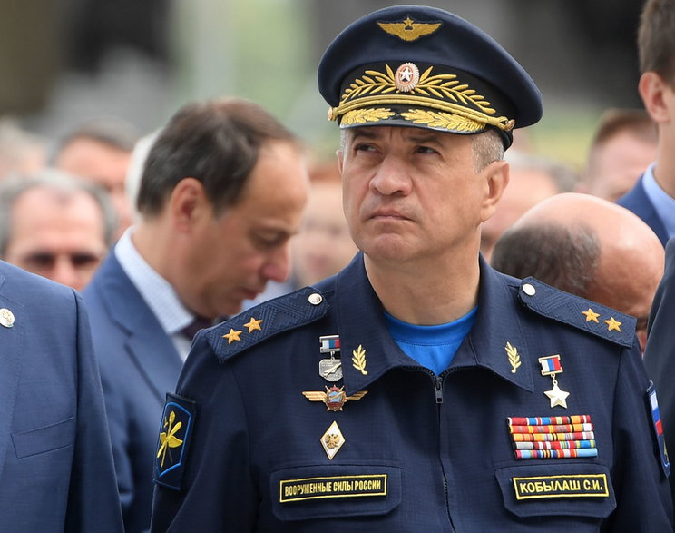 Generał porucznik Siergiej Kobyłasz który poprzedniej zimy organizował ataki lotnictwa strategicznego na ukraińskie miasta.