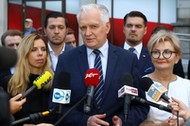 10 sierpnia 2021 r. Ówczesny lider Porozumienia Jarosław Gowin oraz politycy ugrupowania: Iwona Michałek, Anna Kornecka, Michał Wypij i Jan Strzeżek. Tego dnia premier zwrócił się do prezydenta o odwołanie Gowina z funkcji wicepremiera i ministra rozwoju