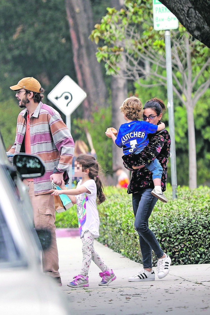 Ešton Kučer i Mila Kunis 