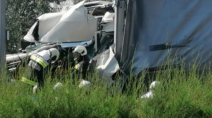 Halálos kimenetelű baleset történt az M1-es autópályán /Fotó: Baleset-info