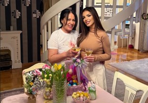 Ena Čolić, Uskrs kod Zlate