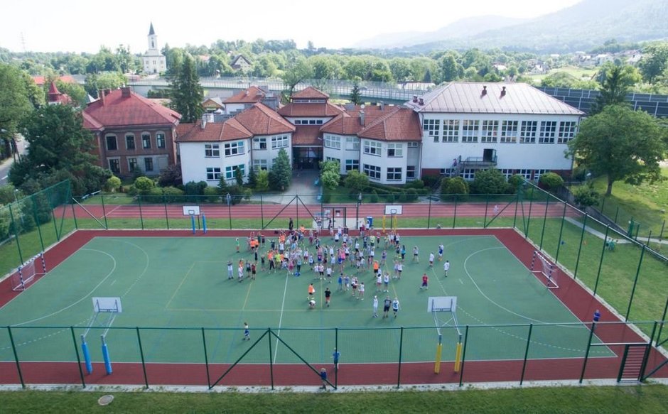 Uczeń ma koronawirusa. Cała klasa na kwarantannę