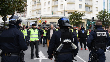 Francja: demonstracja na Polach Elizejskich. Doszło do starć z policją