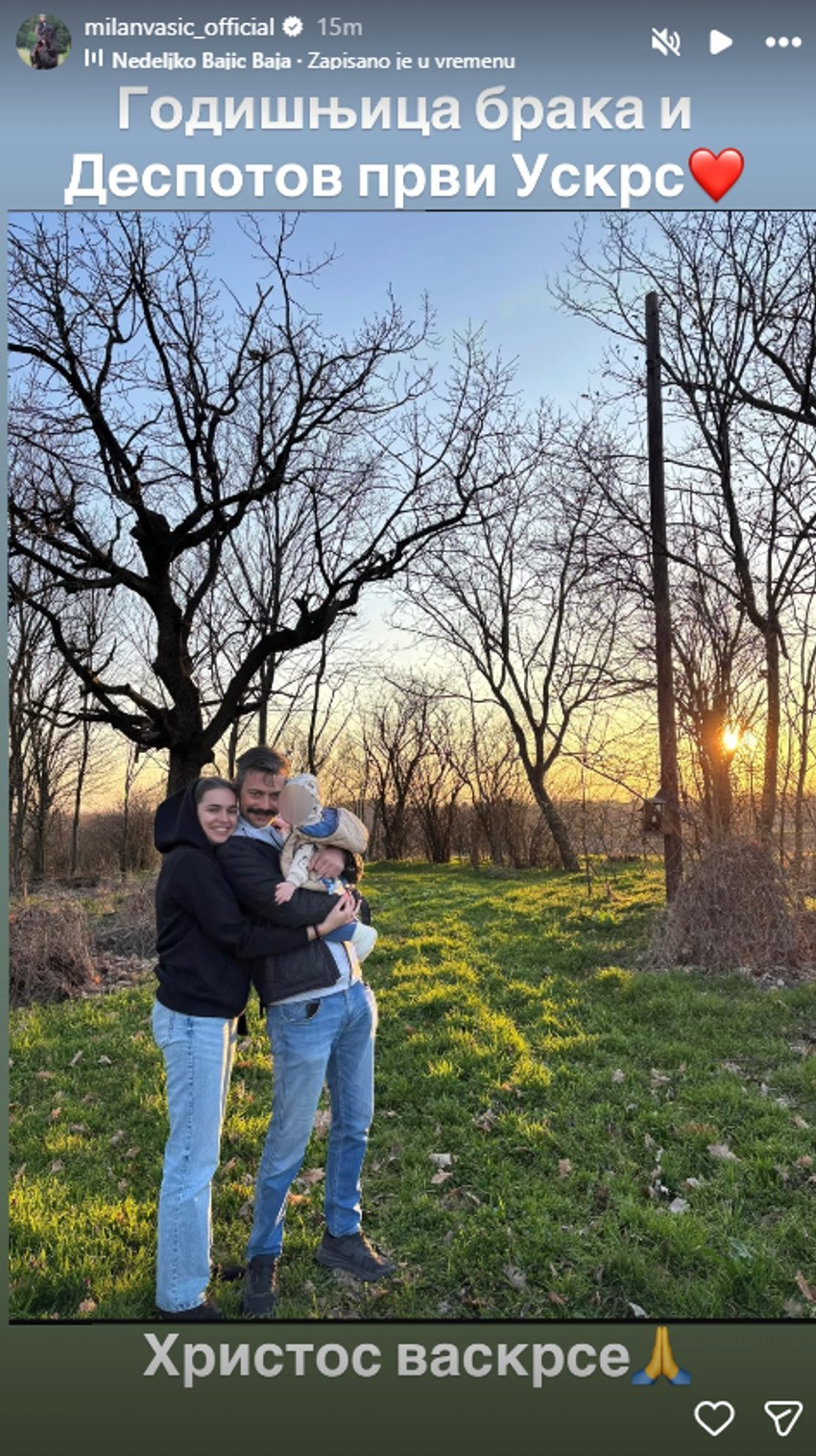 Milan Vasić sa ženom i sinom