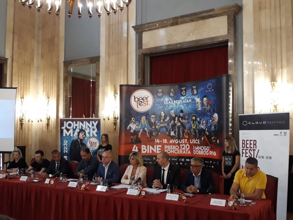 Konferencija za štampu u Starom dvoru