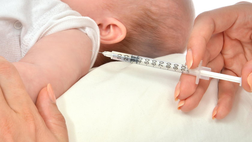 Rośnie liczba nieszczepionych dzieci w Polsce. Przerażające dane