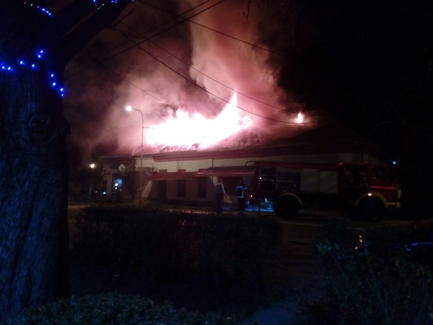 Četiri lokala u plamenu