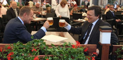 Tusk i Barroso przy piwie. Jakim?
