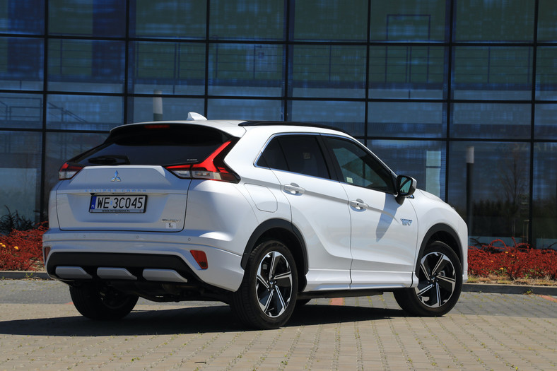 Mitsubishi Eclipse Cross PHEV 2021