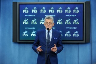 Schetyna o Piotrowiczu: Tego Polacy PiS i Kaczyńskiemu nie wybaczą