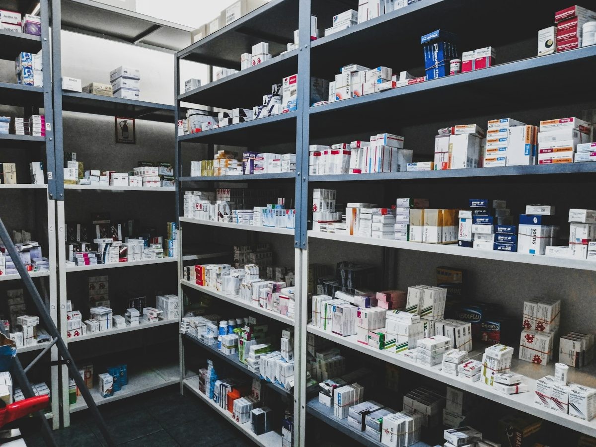 Vplyv farmaceutických spoločností vyvoláva otázky.