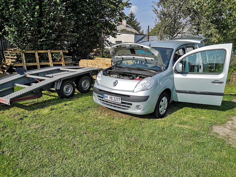 Renault Kangoo z ogłoszenia co to znaczy „normalne ślady