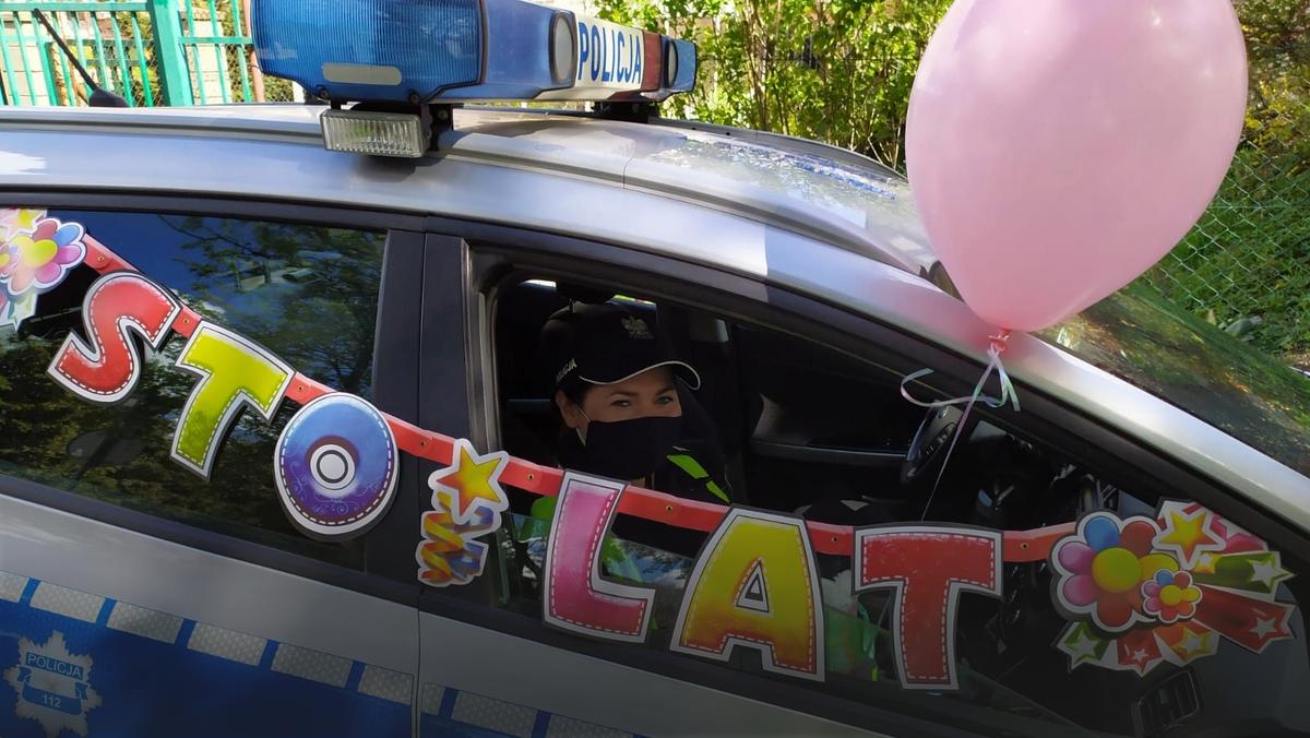 Policjanci zorganizowali urodziny 12-latce