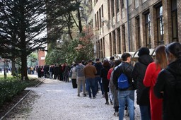 wybory na węgrzech. węgrzy tłumnie ruszyli do lokali wyborczych. co to oznacza dla fideszu i tiszy?