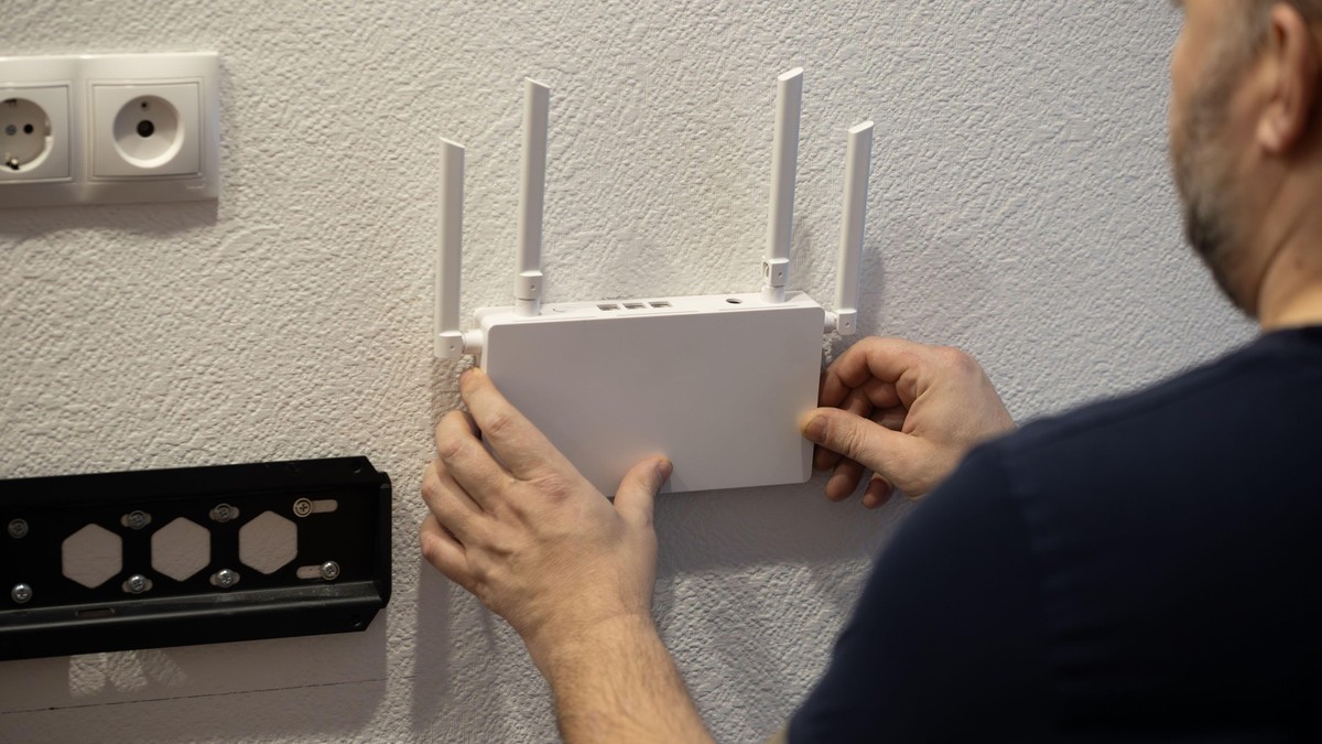 Skupi ruteri nisu više potrebni: Pogledajte kako običan predmet iz kuhinje može da pojača internet signal - evo kako