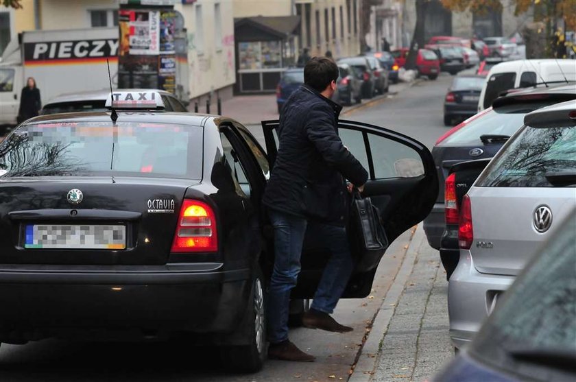 Dubieniecki przestraszył się policji. Teraz jeździ taksówką