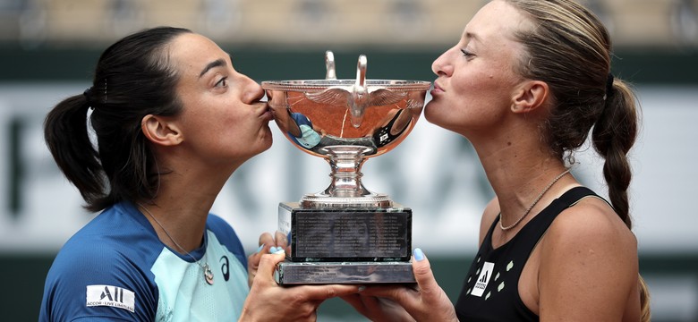 Francuzki najlepsze w deblu. Garcia i Mladenovic wygrały French Open