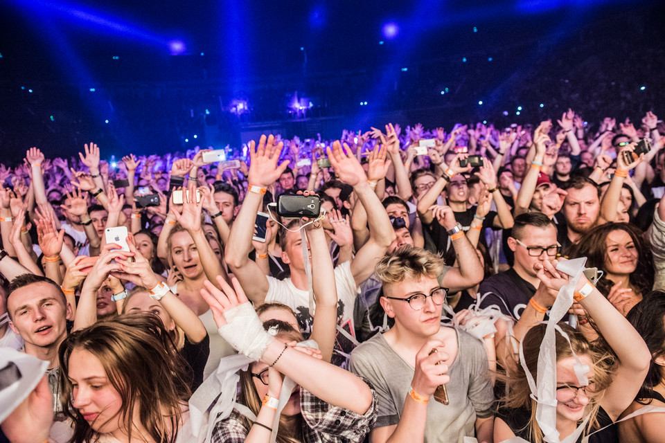 Hardwell na koncercie w Polsce - zdjęcia publiczności z Tauron Arena Kraków