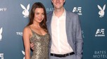 Scarlett Byrne i Cooper Hefner