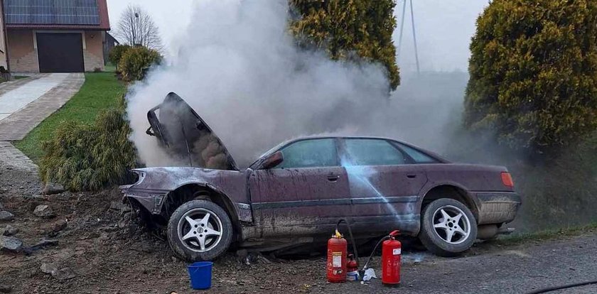 Tragiczny wypadek na Podkarpaciu. Auto stanęło w płomieniach. Nie żyje jedna osoba