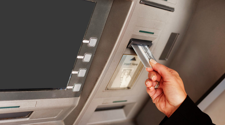 Megfigyelték az ATM-et / Illusztráció: Northfoto