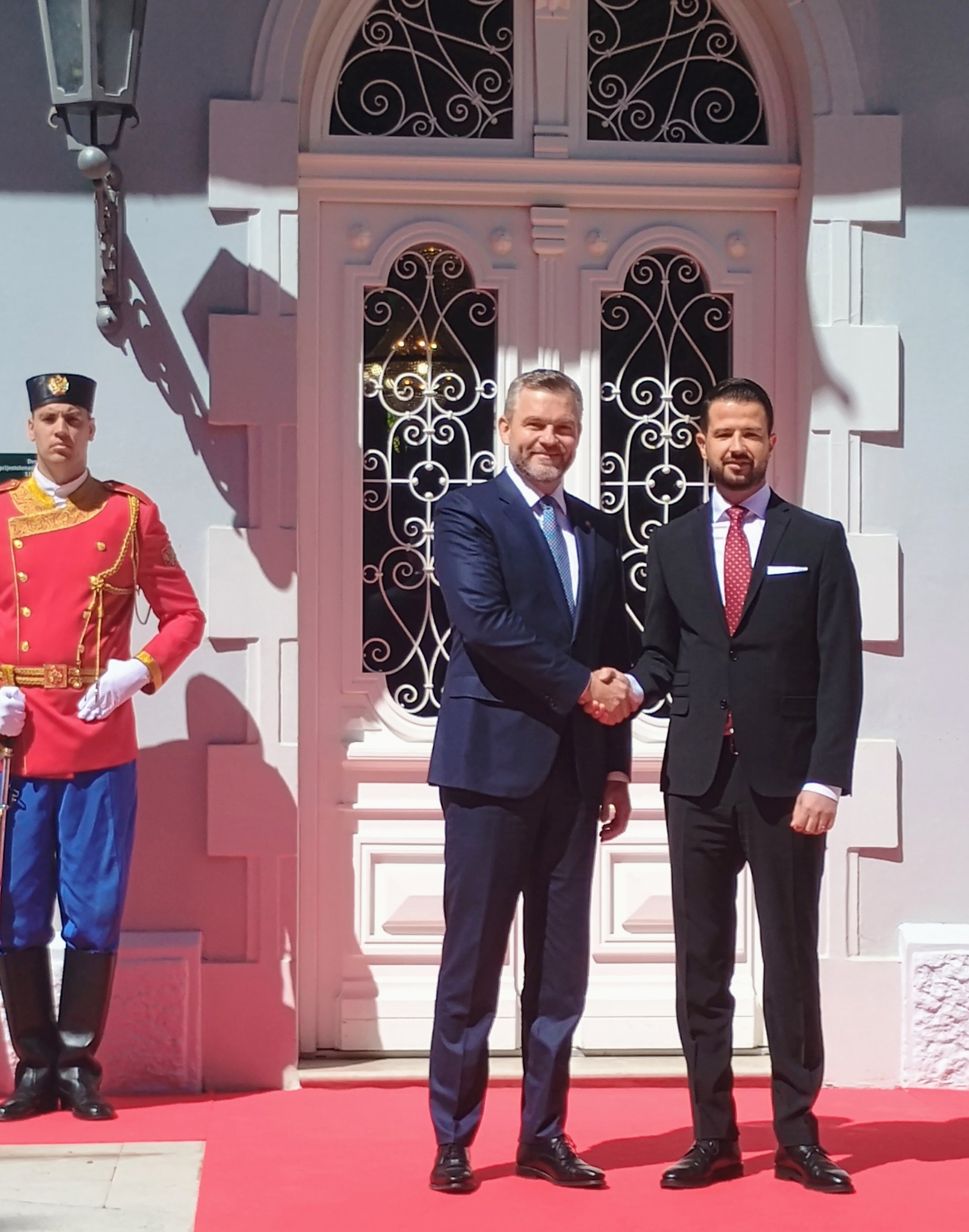Prezident SR Peter Pellegrini a prezident Čiernej Hory Jakov Milatovič.