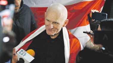 białoruś uwalnia 123 ludzi. ale nie poczobuta