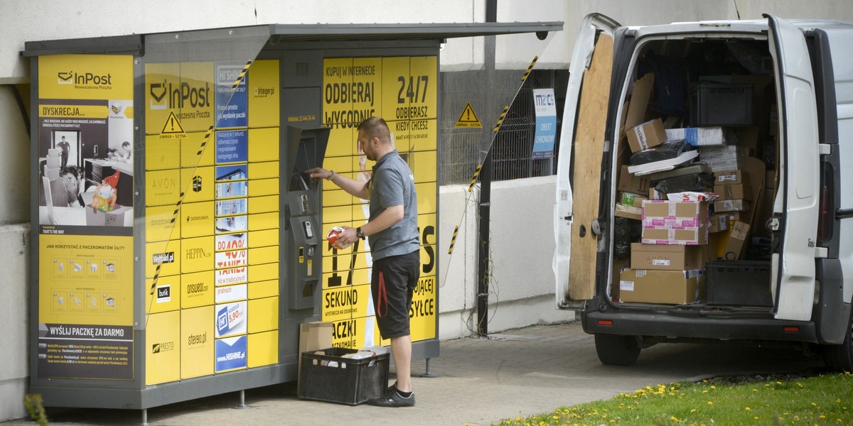 InPost ma 2750 paczkomatów w 428 miastach Polski.